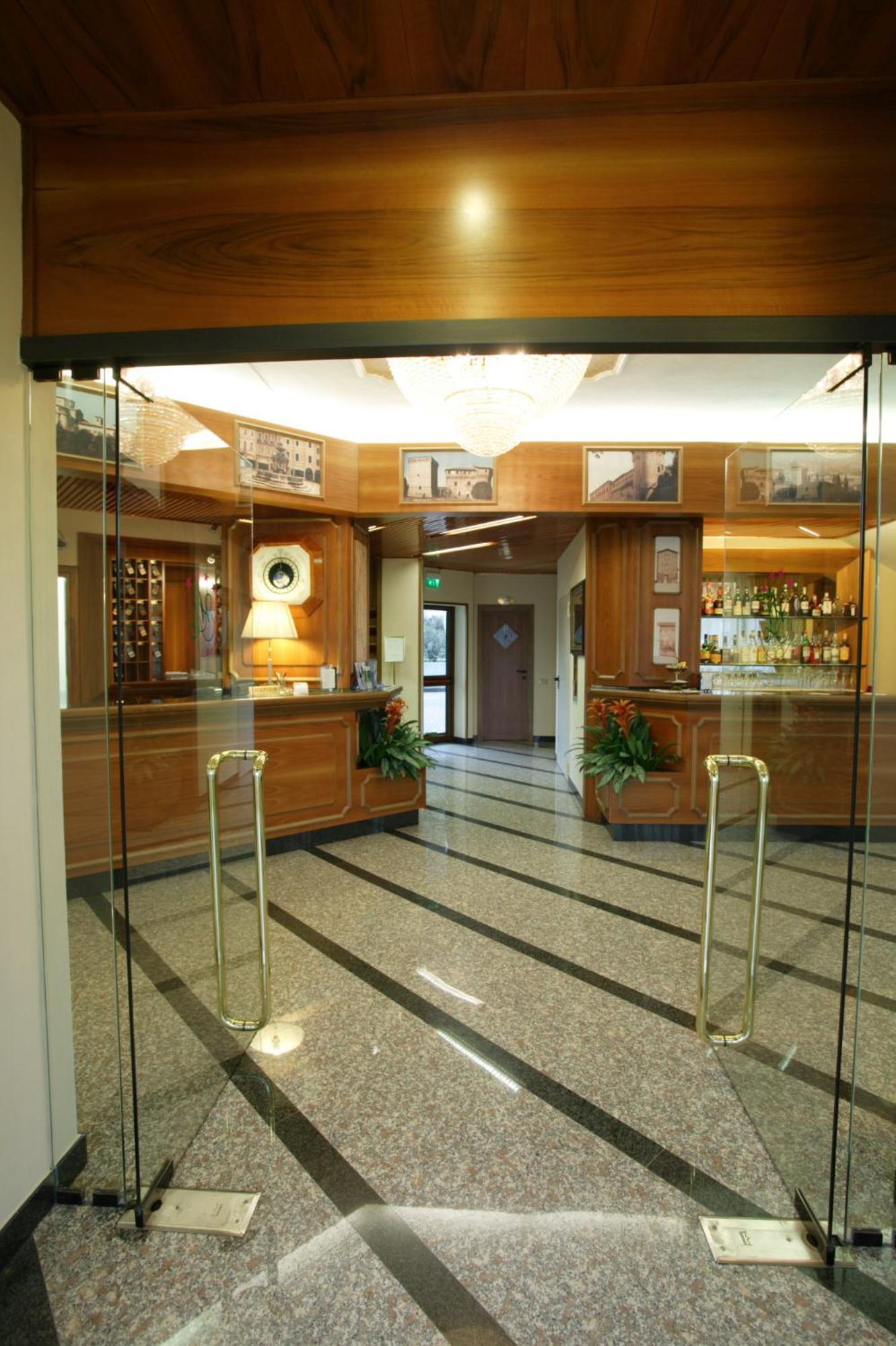 Hotel Alexander 4*