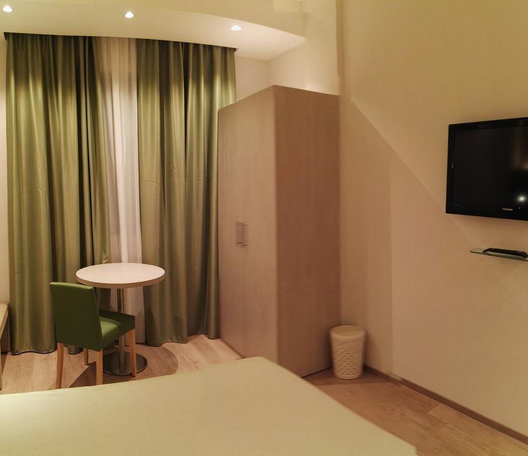 Hotel Alexander 4*